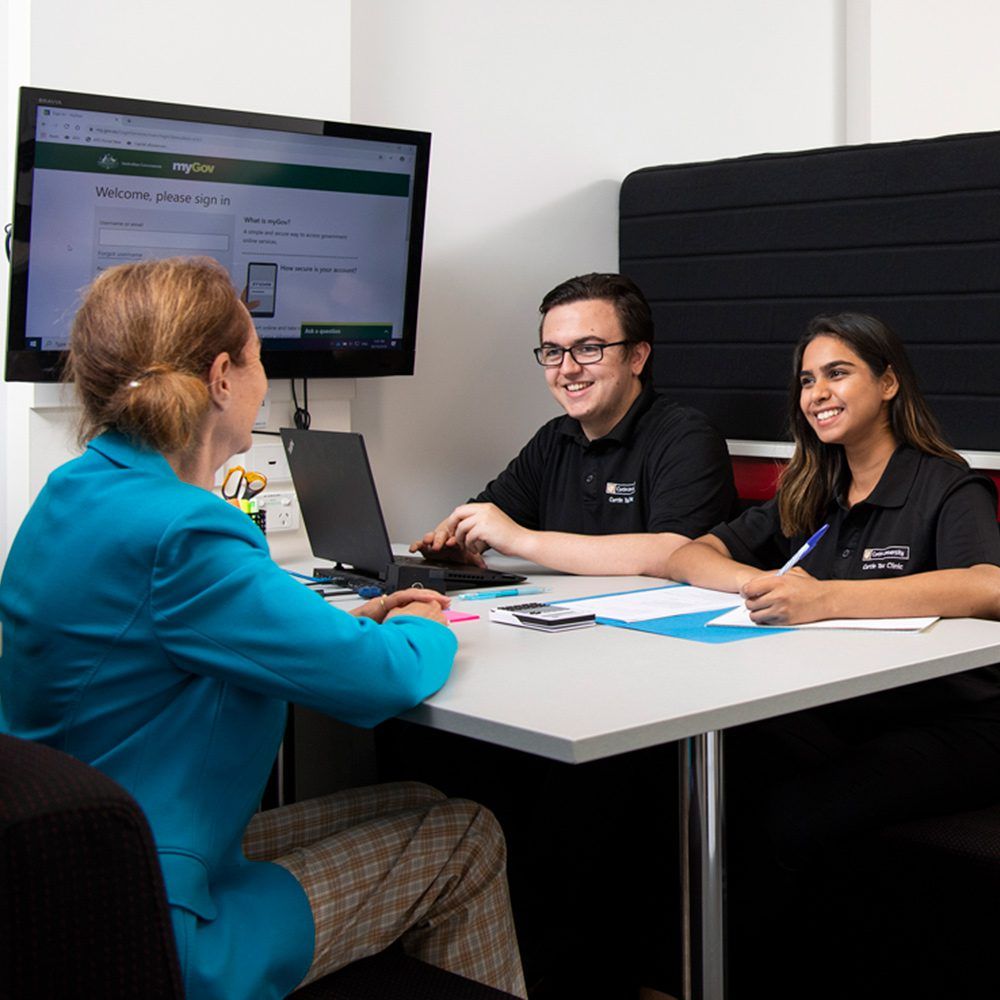 students in tax clinic