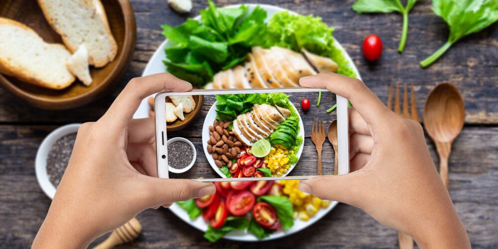 Picture this: Snapping photos of our food could be good for us